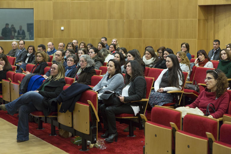 Sessão de À Conversa Com os Pais