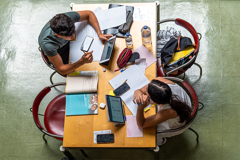 Autarquia adianta verbas para a educação