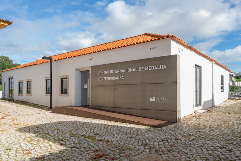 Alteração de horário de equipamentos municipais